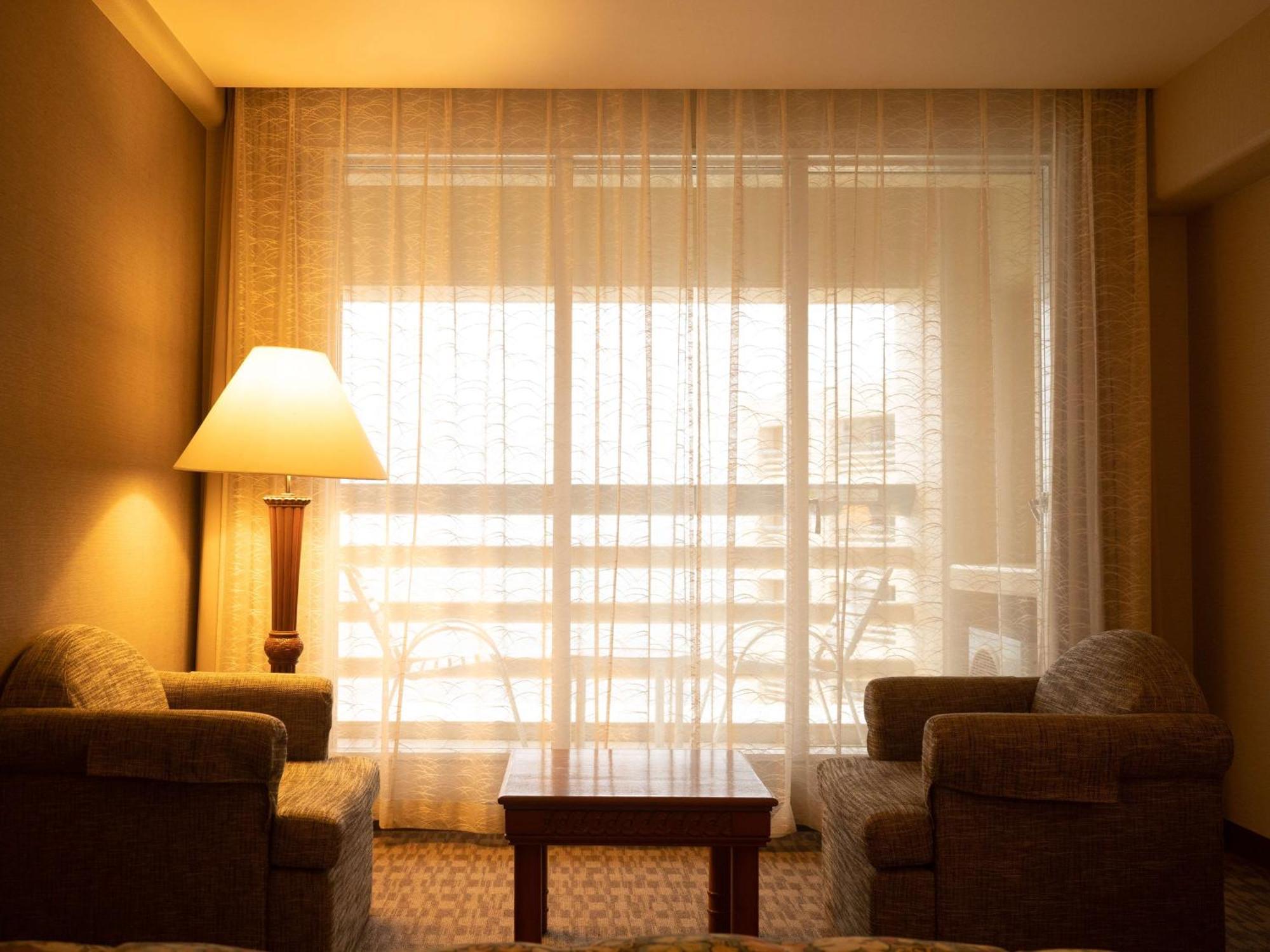 Radisson Blu Coimbatore Exterior foto A room at the hotel